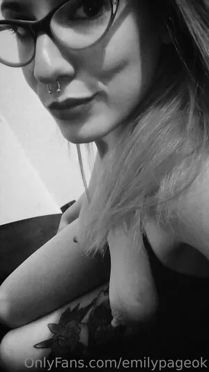 Emilypageok OnlyFans Leaked Free Thumbnail Picture - #53he4rsARp