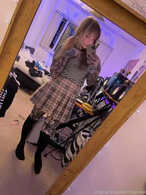 Emilypiexo OnlyFans Leaked Free Thumbnail Picture - #l6Qu2s1Gvm