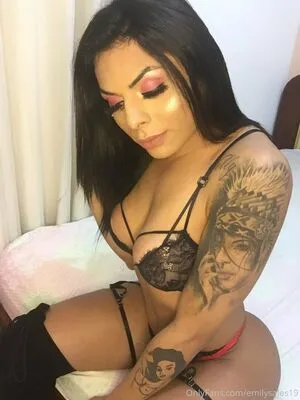 Emilysales19 OnlyFans Leaked Free Thumbnail Picture - #H6ixO335F4