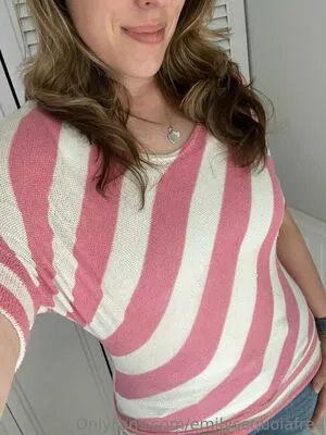 Emilysequoiafree OnlyFans Leaked Free Thumbnail Picture - #l4mxwDW6E4