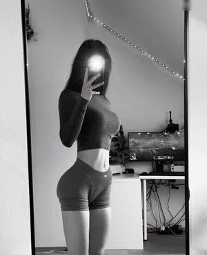 Emilyvanxssa OnlyFans Leaked Free Thumbnail Picture - #IiVy9g4hbh