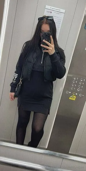 Emilyvibes OnlyFans Leaked Free Thumbnail Picture - #4JpOszMqRT