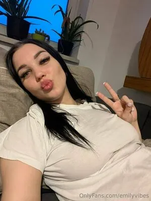 Emilyvibes OnlyFans Leaked Free Thumbnail Picture - #67vxmWoiaQ
