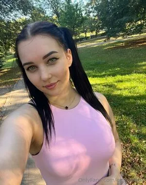 Emilyvibes OnlyFans Leaked Free Thumbnail Picture - #YFvkTGSYA2