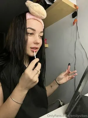 Emilyvibes OnlyFans Leaked Free Thumbnail Picture - #eiwVZnNxei