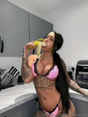 Emilywakelingx OnlyFans Leaked Free Thumbnail Picture - #EJN2y88ZRi