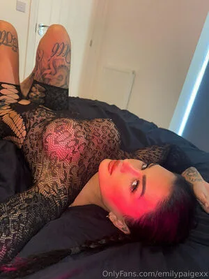 Emilywakelingx OnlyFans Leaked Free Thumbnail Picture - #ouhclRxPnb