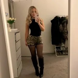 Emilywatson9 OnlyFans Leaked Free Thumbnail Picture - #XFMyI2YhSf