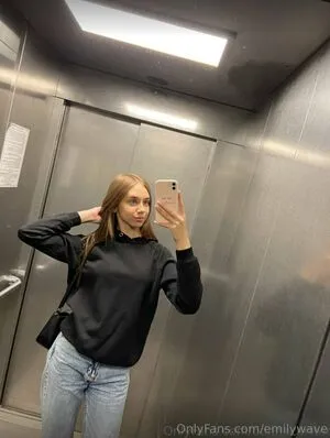 Emilywave OnlyFans Leaked Free Thumbnail Picture - #orylFnV6LZ