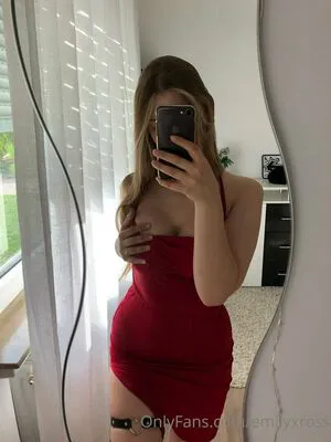 Emilyxross OnlyFans Leaked Free Thumbnail Picture - #ZWhBbRolCy