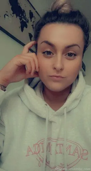 Emilyy Rosee OnlyFans Leaked Free Thumbnail Picture - #Fb1RtzZ6Fw