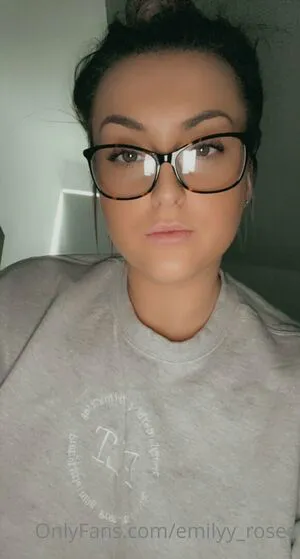 Emilyy Rosee OnlyFans Leaked Free Thumbnail Picture - #FsuzA8UfOQ