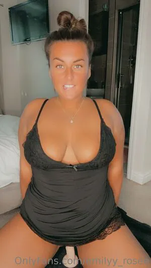 Emilyy Rosee OnlyFans Leaked Free Thumbnail Picture - #KUmVaUAf0f