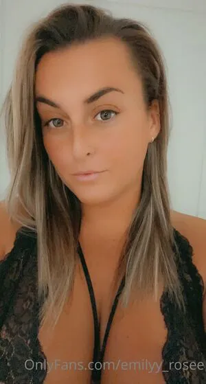 Emilyy Rosee OnlyFans Leaked Free Thumbnail Picture - #LzleqBDK3y