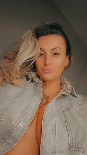 Emilyy Rosee OnlyFans Leaked Free Thumbnail Picture - #WKwOcy5tSm