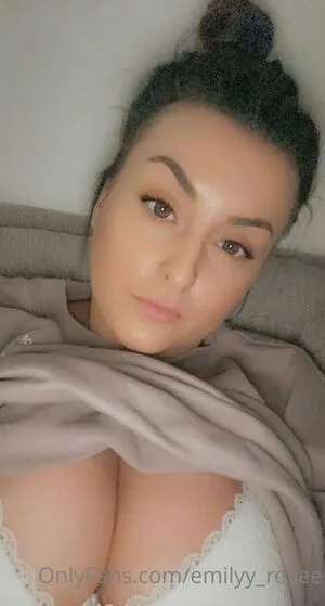 Emilyy Rosee OnlyFans Leaked Free Thumbnail Picture - #dpHXqX9a0f