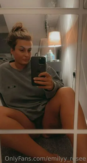 Emilyy Rosee OnlyFans Leaked Free Thumbnail Picture - #pFySV6eSw2