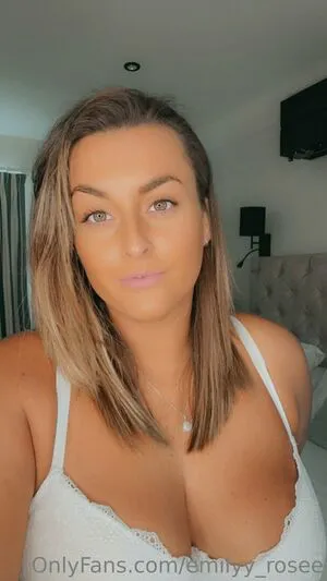 Emilyy Rosee OnlyFans Leaked Free Thumbnail Picture - #q9tQC6tFFv