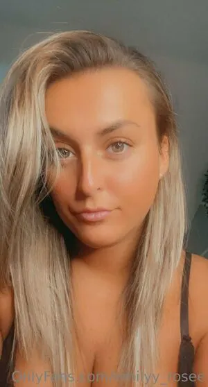 Emilyy Rosee OnlyFans Leaked Free Thumbnail Picture - #yjf91vWDkb