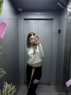 Emilyy Vip OnlyFans Leaked Free Thumbnail Picture - #bGJDHf5oJm