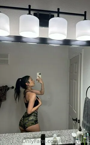 Emilyylouu OnlyFans Leaked Free Thumbnail Picture - #181o63dY1p
