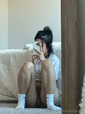 Emilyylouu OnlyFans Leaked Free Thumbnail Picture - #kPkBO9eQa8