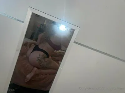 Emilyylovveee OnlyFans Leaked Free Thumbnail Picture - #CG2EsyjQGw
