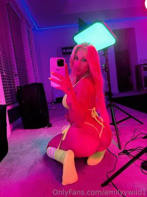 Emilyywild1 OnlyFans Leaked Free Thumbnail Picture - #b3RogJ4guD