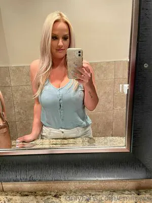 Emilyyxx OnlyFans Leaked Free Thumbnail Picture - #HNiUAQZamH