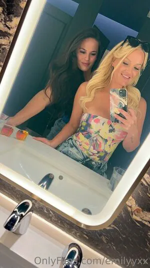 Emilyyxx OnlyFans Leaked Free Thumbnail Picture - #J94RMEE5C7