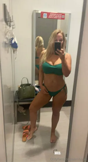 Emilyyxx OnlyFans Leaked Free Thumbnail Picture - #VkUb1FjEMt