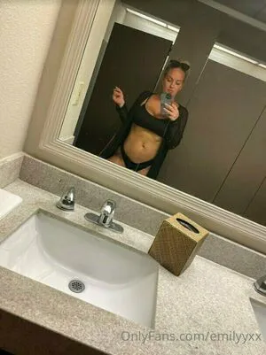 Emilyyxx OnlyFans Leaked Free Thumbnail Picture - #ZgZqP81p5u