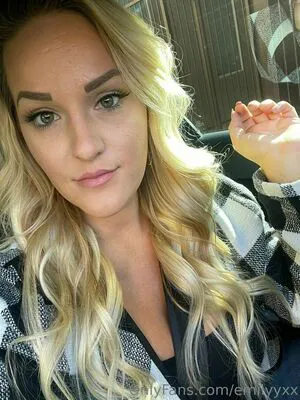 Emilyyxx OnlyFans Leaked Free Thumbnail Picture - #fz99wZ4KmQ
