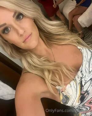 Emilyyxx OnlyFans Leaked Free Thumbnail Picture - #g9G3E2TIff