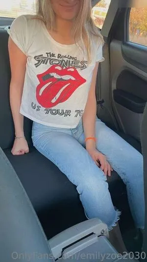Emilyzoe2030 OnlyFans Leaked Free Thumbnail Picture - #9tRbDOH8Y2