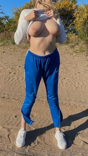 Emilyzoe2030 OnlyFans Leaked Free Thumbnail Picture - #qtur26gYLt