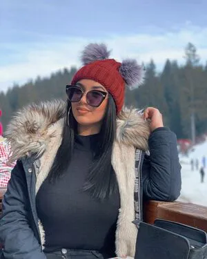 Emina Jahi OnlyFans Leaked Free Thumbnail Picture - #1TshxBlvJL