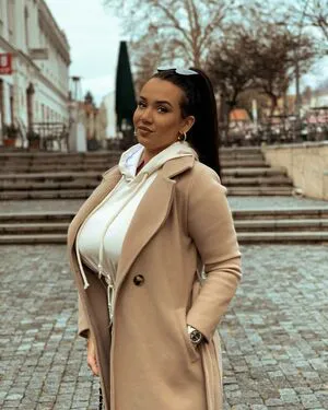 Emina Jahi OnlyFans Leaked Free Thumbnail Picture - #2RL9e2KBoF