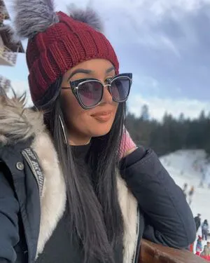 Emina Jahi OnlyFans Leaked Free Thumbnail Picture - #IJG1yiWpWa