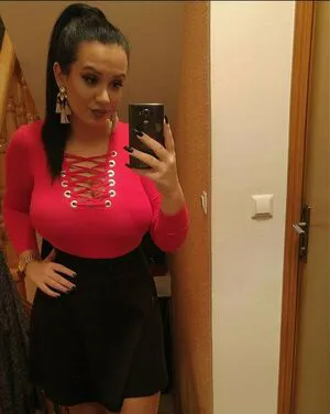 Emina Jahi OnlyFans Leaked Free Thumbnail Picture - #UlMr7Kfeqr