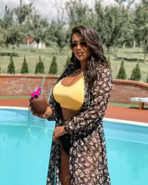 Emina Jahi OnlyFans Leaked Free Thumbnail Picture - #akuswdOcxc