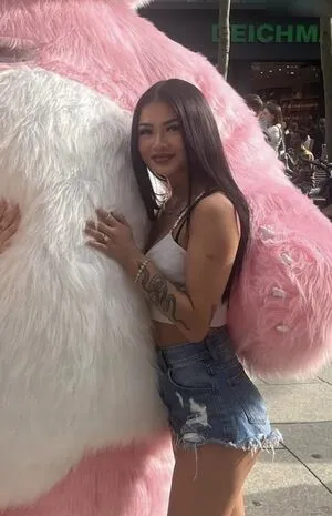 Eminedere OnlyFans Leaked Free Thumbnail Picture - #8P61Mm9ONu