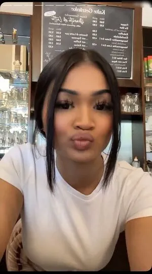 Eminedere OnlyFans Leaked Free Thumbnail Picture - #B3akFaZlBa