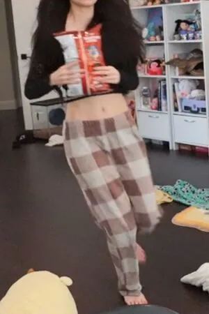 Emiru OnlyFans Leaked Free Thumbnail Picture - #2eebhgpxD5