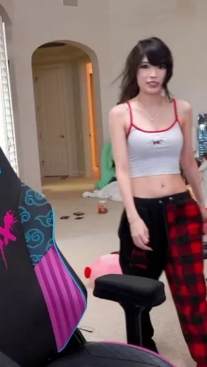 Emiru OnlyFans Leaked Free Thumbnail Picture - #3865OuXvoG