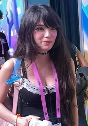 Emiru OnlyFans Leaked Free Thumbnail Picture - #7l08QTJYKp