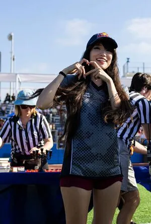 Emiru OnlyFans Leaked Free Thumbnail Picture - #SdblvdGxcm