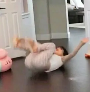 Emiru OnlyFans Leaked Free Thumbnail Picture - #YricsKeBoQ