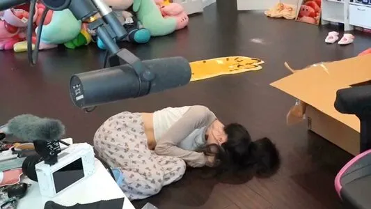 Emiru OnlyFans Leaked Free Thumbnail Picture - #f0VPQIkLtd