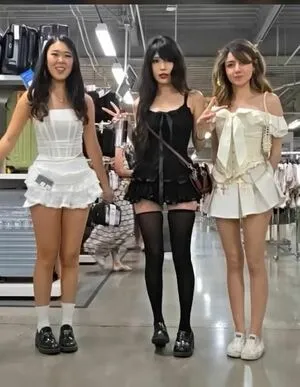 Emiru OnlyFans Leaked Free Thumbnail Picture - #kjhusZpI3G
